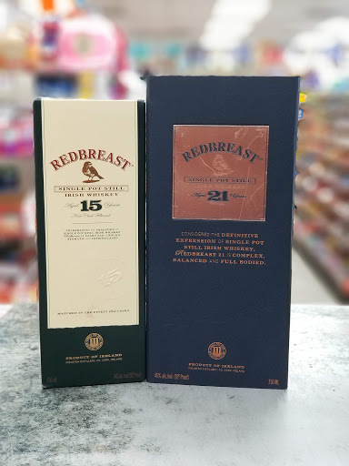 Grocery Store «La Riviera Market and Spirits», reviews and photos, 9331 La Riviera Dr, Sacramento, CA 95826, USA