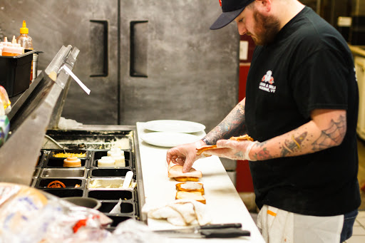 Deli «Route 7 Liquor and Deli», reviews and photos, 2659 Shelburne Rd, Shelburne, VT 05482, USA