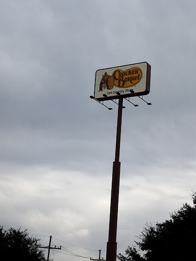 American Restaurant «Cracker Barrel Old Country Store», reviews and photos, 1301 League Line Rd, Conroe, TX 77304, USA