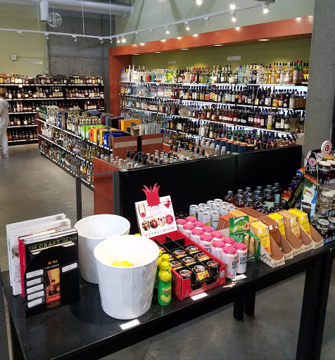 Liquor Store «Pearl Specialty Market & Spirits», reviews and photos, 900 NW Lovejoy St, Portland, OR 97209, USA