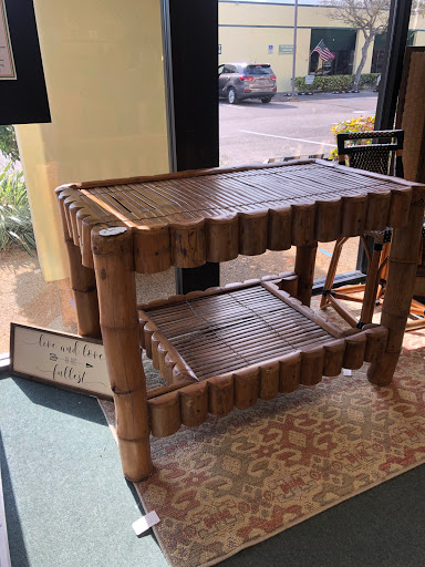 Thrift Store «Tambourine Resale Shop», reviews and photos, 1619 10th Ave, Vero Beach, FL 32960, USA