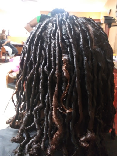 Beauty Salon «Essential Design Beauty Salon», reviews and photos, 102 S First Ave #2, Knightdale, NC 27545, USA