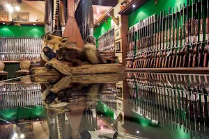 Cheshire Gun Room image