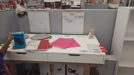 Office Supply Store «Staples», reviews and photos, 757 Gallivan Blvd, Dorchester, MA 02122, USA