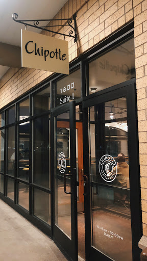 Mexican Restaurant «Chipotle Mexican Grill», reviews and photos, 1600 Warren St, Mankato, MN 56001, USA