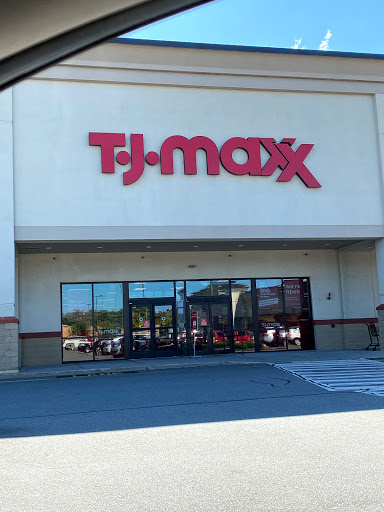 Department Store «T.J. Maxx», reviews and photos, 9 Mozzone Blvd #300, Taunton, MA 02780, USA