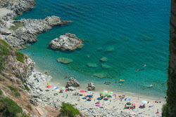 Baia di Copanello'in fotoğrafı küçük koy ile birlikte