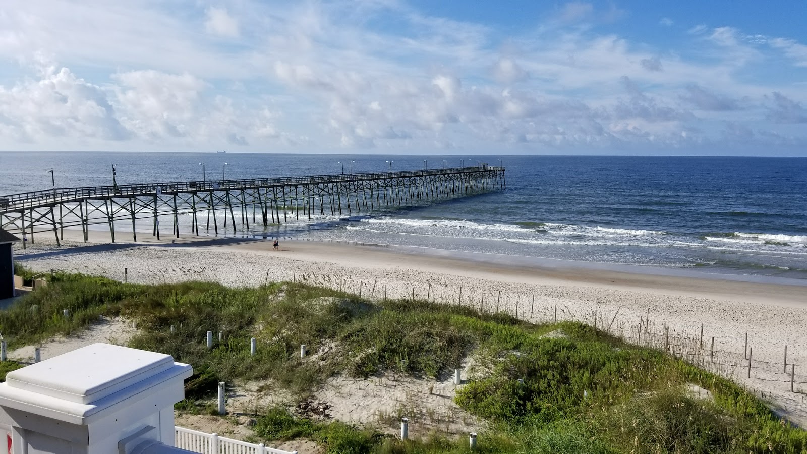 Oak Island Pier beach 🏖️ North Carolina, United States detailed