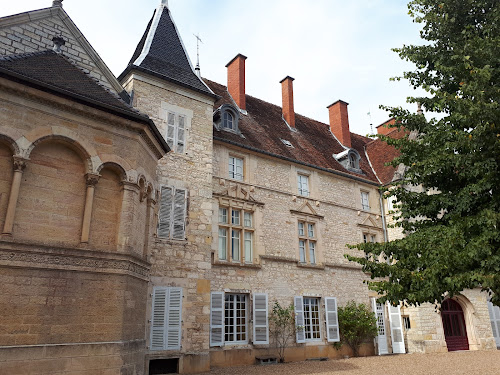 Château de Montrambert à Dammartin-Marpain