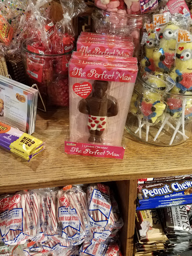 American Restaurant «Cracker Barrel Old Country Store», reviews and photos, 4210 Marlane Dr, Grove City, OH 43123, USA