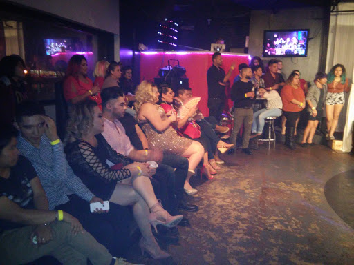 Night Club «Caza Nightclub», reviews and photos, 2526 Hillsborough St #301, Raleigh, NC 27607, USA