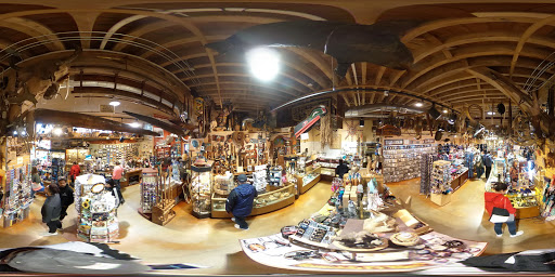 Souvenir Store «Ye Olde Curiosity Shop», reviews and photos, 1001 Alaskan Way, Seattle, WA 98104, USA