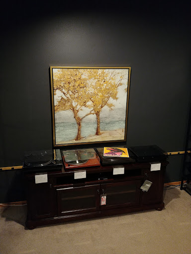 Home Theater Store «Home Video Library Electronics», reviews and photos, 16544 SE Division St, Portland, OR 97236, USA