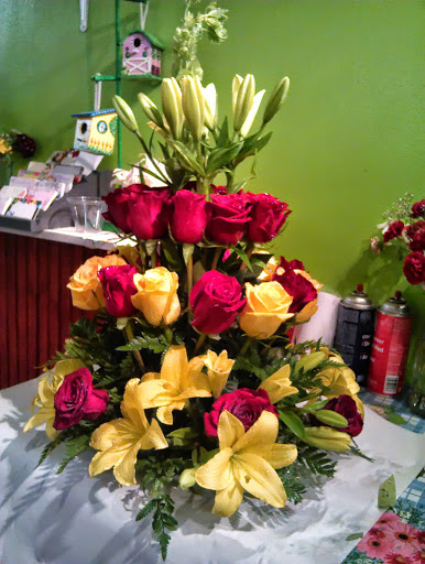 Florist «Paradise Florist Corp.», reviews and photos, 634 W 207th St, New York, NY 10034, USA