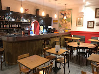 Atmosphère du Restaurant français Bistrot des Polissons à Lyon - n°10