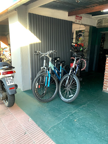 Opiniones de Ruedacycles en Maldonado - Tienda de motocicletas