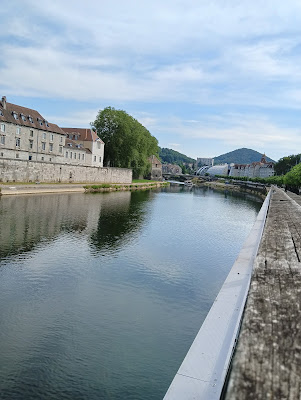 Passerelle en encorbellement à Besançon