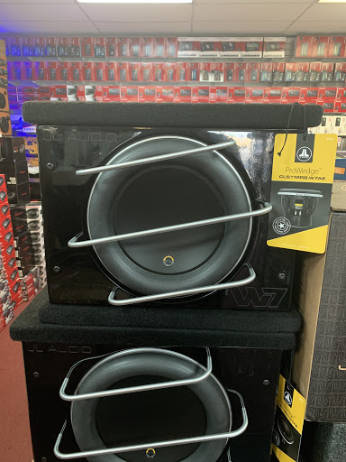 DJ Custom Audio image