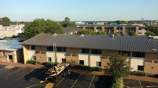 Roofing Contractor «Ramos Roofing and Remodling», reviews and photos, 2306 W Shaw St, Tyler, TX 75701, USA
