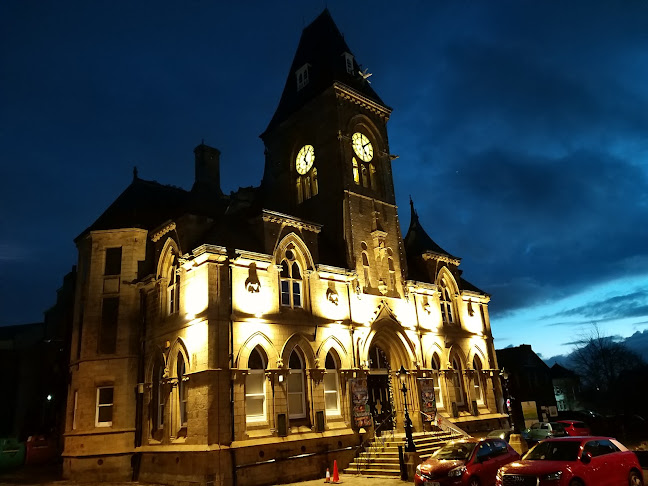 Comments and reviews of Yeadon Town Hall Theatre