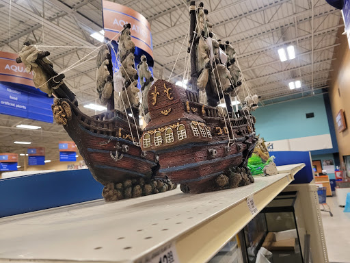 Pet Supply Store «PetSmart», reviews and photos, 1125 Hover St, Longmont, CO 80501, USA