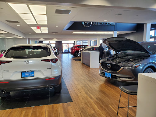 Mazda Dealer «CJ Wilson Mazda of Countryside», reviews and photos, 6060 South La Grange Road, Countryside, IL 60525, USA