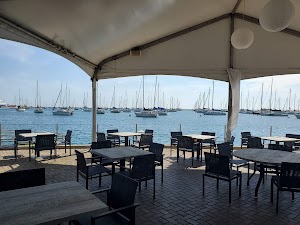 Chicago Yacht Club - photo 7