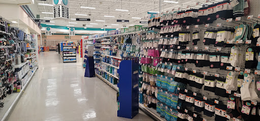 Supermarket «Price Chopper», reviews and photos, 410 Queen St, Southington, CT 06489, USA