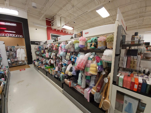 Department Store «T.J. Maxx», reviews and photos, 12163 Biscayne Blvd, North Miami, FL 33181, USA