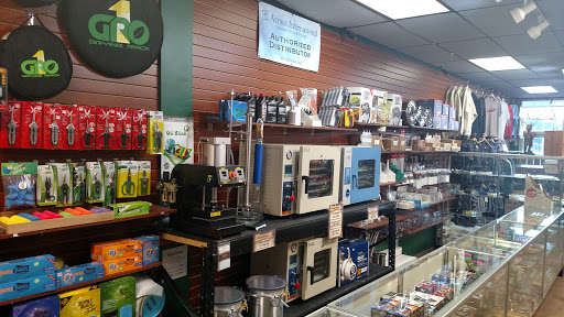 Tobacco Shop «Western Tobacco», reviews and photos, 31234 Warren Rd, Westland, MI 48185, USA