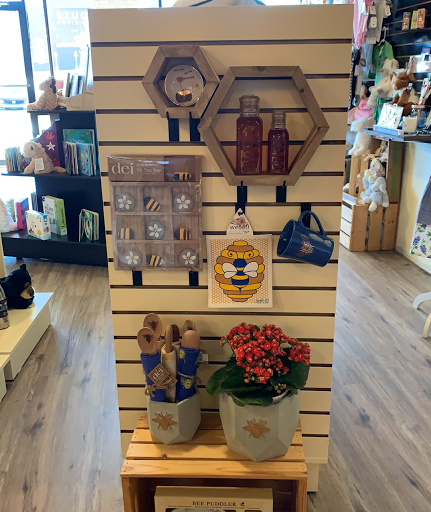 Mailbox Rental Service «Postal Shoppe & Gifts», reviews and photos, 2108 Dallas Pkwy #214, Plano, TX 75093, USA