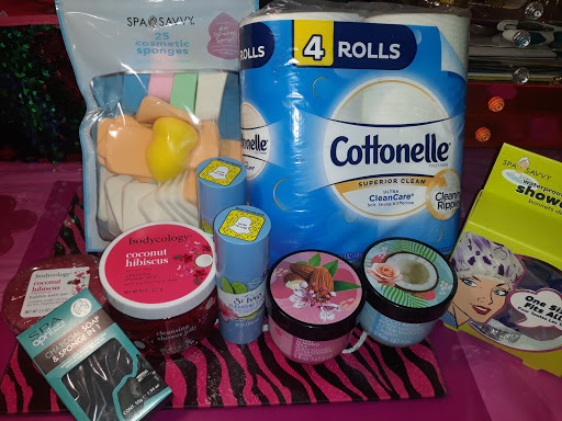 Dollar Store «Dollar Tree», reviews and photos, 35769 Van Born Rd, Romulus, MI 48174, USA