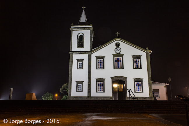 Avaliações doIgreja Paroquial de Vila Nova / Igreja do Divino Espírito Santo em Praia da Vitória - Igreja