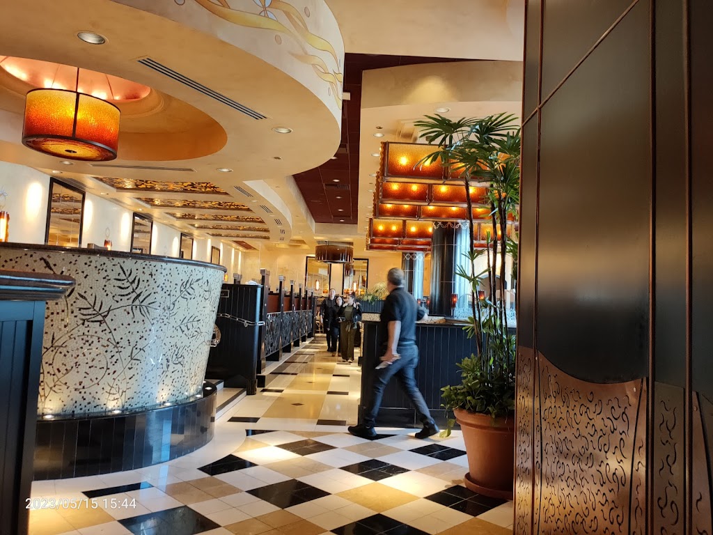 The Cheesecake Factory 94102