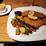 Photo n°2 de l'avis de Georg. fait le 25/02/2019 à 22:12 sur le  SCHNITZEL QUEEN à Wiesbaden