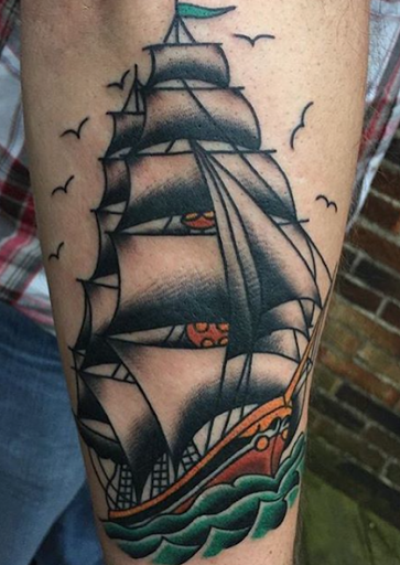 Tattoo Shop «THREE ANCHORS TATTOO», reviews and photos, 1662 State Rd, Cuyahoga Falls, OH 44223, USA