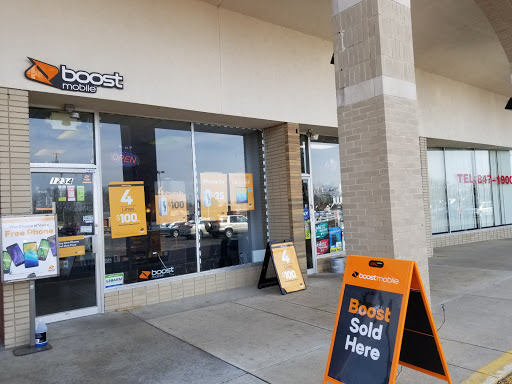Boost Mobile Store by Dreamz Enterprise LLC, 1234 E Central Ave, Miamisburg, OH 45342, USA, 