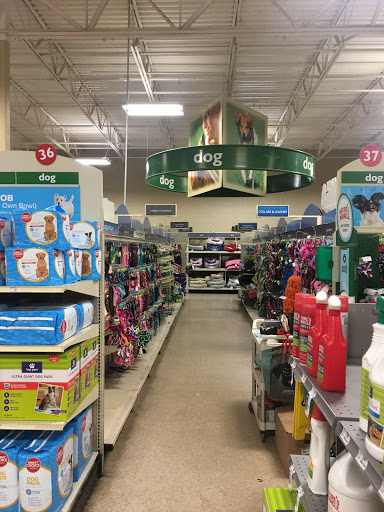 Pet Supply Store «PetSmart», reviews and photos, 2458 Central Park Ave, Yonkers, NY 10710, USA