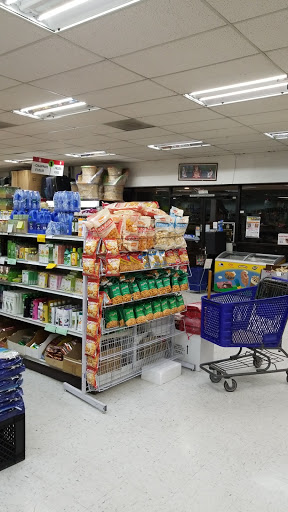 Indian Grocery Store «INDIA MARKET & SUPER EYEBROW THREADING», reviews and photos, 5203 Elkhorn Blvd, Sacramento, CA 95842, USA