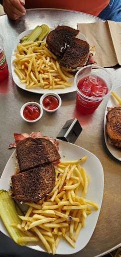 Mediterranean Restaurant «Tradewinds Cafe & Catering Company», reviews and photos, 3443 Hilyard St, Eugene, OR 97405, USA