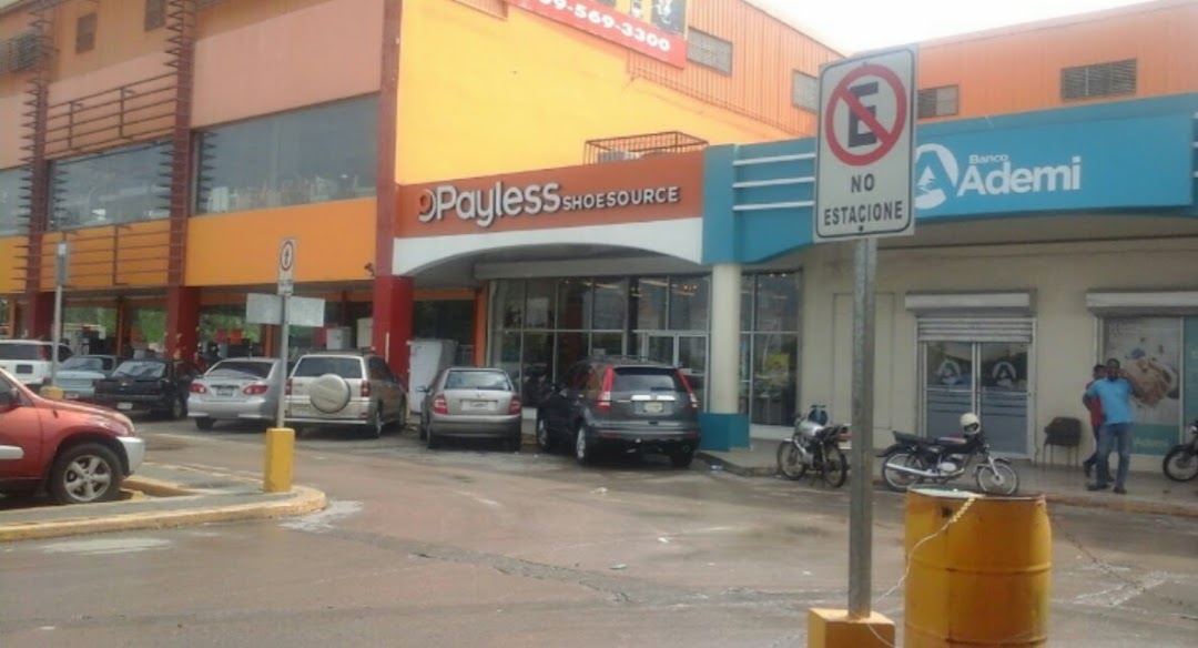 Payless Plaza el Dorado