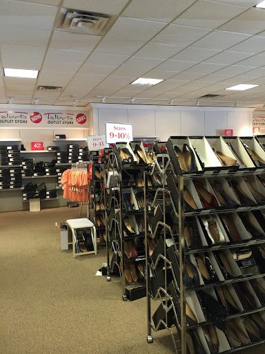 Outlet Store «Talbots», reviews and photos, 6825 Bland St, Springfield, VA 22150, USA