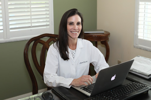 Laura Dill, MD