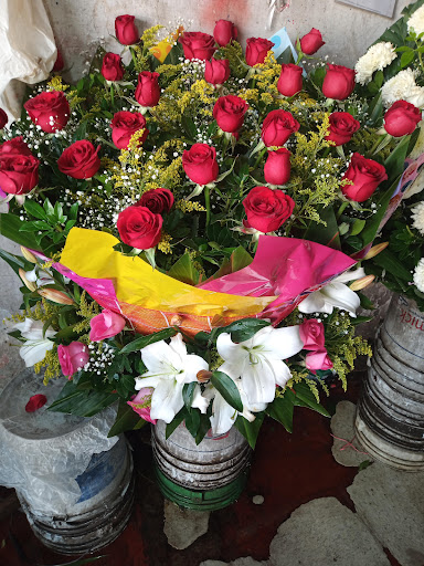 Floreria Gisela IIl florería en  en la zona col. San Rafael