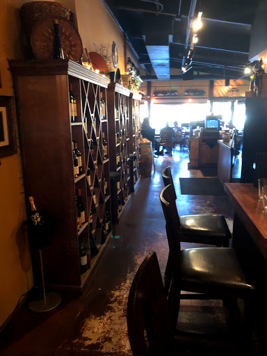 Restaurant «Arrivederci Wine & Gifts», reviews and photos, 17023 SE McLoughlin Blvd, Milwaukie, OR 97267, USA