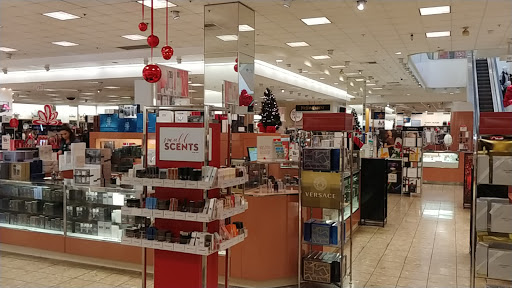 Shopping Mall «Westfield Horton Plaza», reviews and photos, 324 Horton Plaza, San Diego, CA 92101, USA