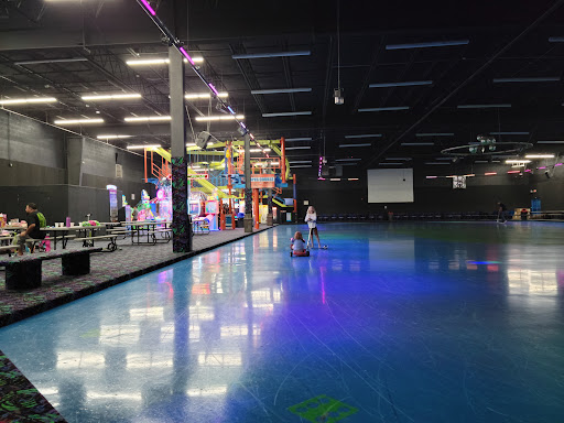 Amusement Center «Classic Fun Center», reviews and photos, 867 N Angel St, Layton, UT 84041, USA