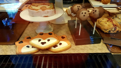 Coffee Shop «Starbucks», reviews and photos, 474 Woodward St, Waban, MA 02468, USA