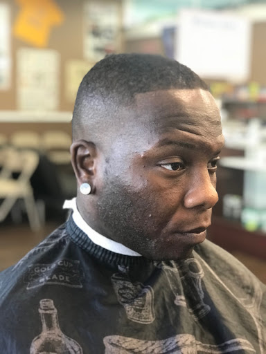 Barber Shop «U.S. CUTS BARBERSHOP INC.», reviews and photos, 426 E Derby Ave, Auburndale, FL 33823, USA