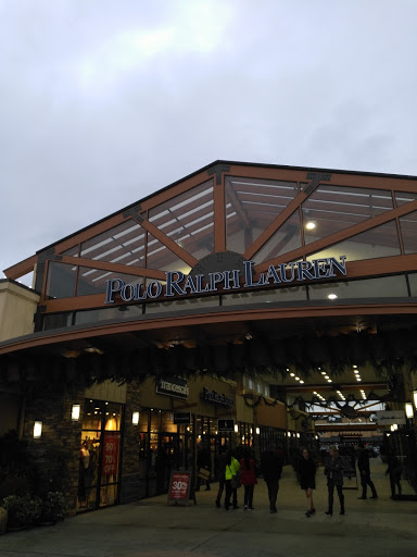 Shopping Mall «Centralia Outlets», reviews and photos, 1342 Lum Rd, Centralia, WA 98531, USA